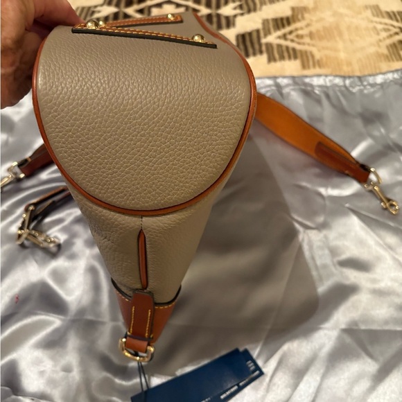 Dooney & Bourke Tan and Brown Leather Shoulder Bag - Picture 6 of 13